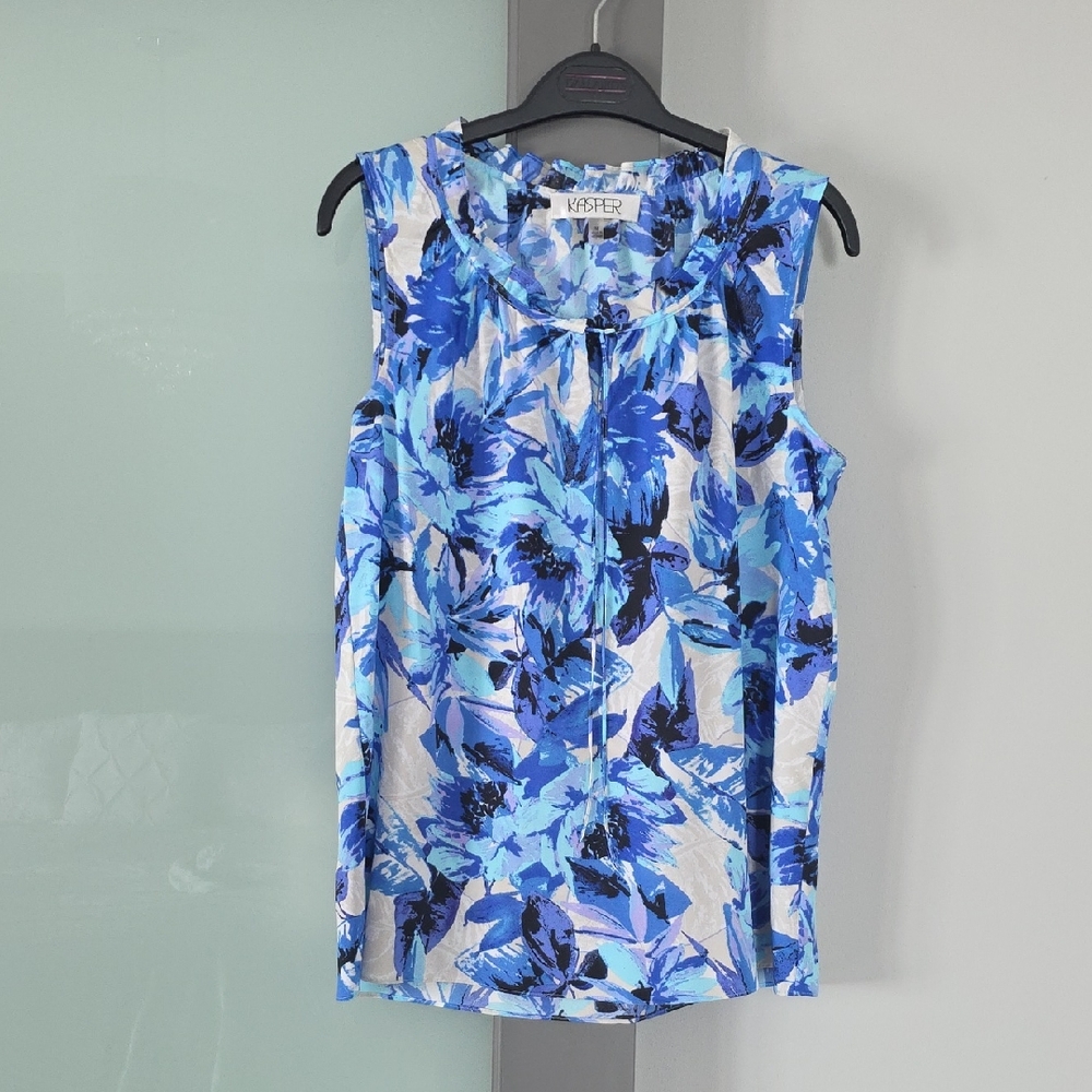 Kasper Size M Sleeveless Blouse